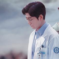 巧克力 - 8hsrRG1Dw37I4yisvz7TxFUvx49.jpg