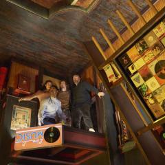 密室逃生 - atLpsGzKccQqQp9j14Mw4iLuB6k.jpg