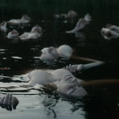 自杀郡 - yUjtkcMZYlu5w2EjCZJwvBm8COP.jpg