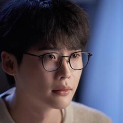 设计者 - hV5EvlJCnyQLTxSE9dZAY0GkF52.jpg