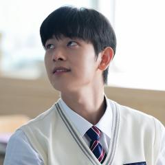 总会再相见 - p88GLKNGxdFaKZG5FRzgn1vwcze.jpg