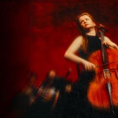 她比烟花寂寞 - 4t9HIVEY6gknmNTAM23rzL1yEyv.jpg